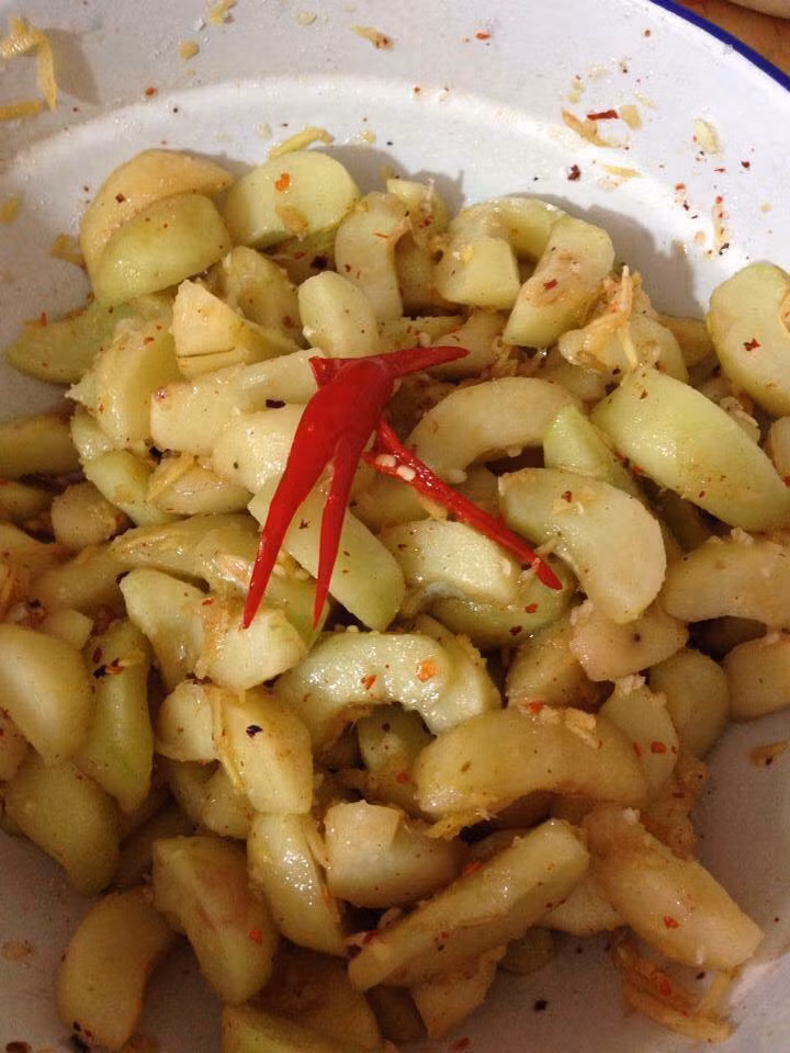 Theo chị Thanh, đây chỉ là công việc kiếm thêm và thường chị làm tranh thủ lúc tối rảnh rỗi. Ảnh: Facebook.