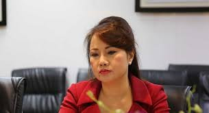 Bà Chu Thị Bình, Phó tổng giám đốc Công ty Cổ phần Tập đoàn Thủy sản Minh Phú đang sở hữu 2.500 tỷ đồng trên sàn chứng khoán. Bà Bình được dư luận biết đến nhiều trong 2 năm qua sau sự cố mất 245 tỷ đồng tiết kiệm tại Ngân hàng Eximbank.