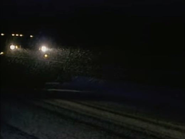 Vụ án gần như bế tắc sau khi cảnh sát không thể tìm được Helle hay bất kỳ manh mối nào về cô. Bỗng một lái xe đến đồn cảnh sát khai báo việc nhìn thấy một người đàn ông bí ẩn dùng máy nghiền gỗ trong rừng bên sông Housatonic lúc 3 rưỡi sáng.