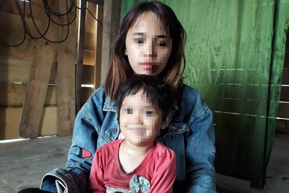 Loi ke dau cua nguoi me tin con gai 4 tuoi bi ham hai