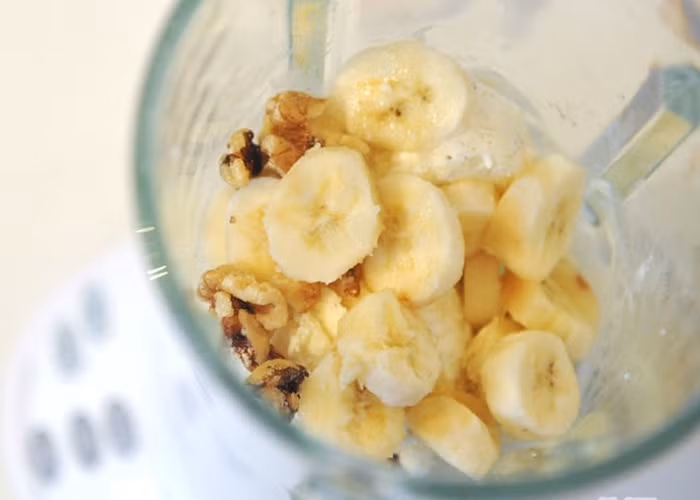 Ăn chuối, các loại hạt vào bữa điểm tâm. Người Nhật chuộng ăn hoa quả và rau xanh, họ thường chọn ăn chuối hoặc các loại hạt, hay có thể ăn cả 2 loại này.