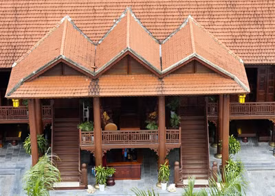 Công trình được xây dựng để chào mừng kỉ niệm 60 năm chiến thắng lịch sử Điện Biên Phủ do công ty TNHHTM &amp; XD Số 6 thiết kế và xây dựng.