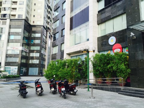 Cư dân chung cư NO5 Trung Hoà tố Vinaconex 'quỵt nợ' 70 tỷ đồng.