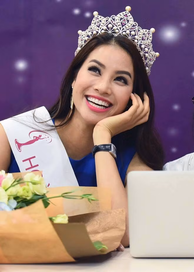 Tại Hoa hậu Hoàn vũ Thế giới, người giành ngôi vị cao nhất của cũng được sử dụng căn hộ sang trọng ở New York trong vòng một năm.