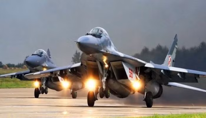 Đáng ngạc nhiên là chúng không thể hiện được nhiều vai trò trong cuộc nội chiến hiện nay mà phần nhiều chủ yếu họ sử dụng MiG-21, Su-22 và L-39. Sức chiến đấu của không quân Syria hiện nay không còn là đối thủ của Israel nữa.