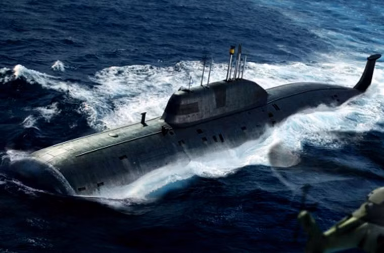 Trong các tàu ngầm có khả năng đối địch với Virginia, may ra chỉ có tàu ngầm tấn công hạt nhân Project 971 Shchuka-B của Nga (ảnh). Tuy nhiên, xét về mặt công nghệ thì Virginia vẫn vượt trội so với Project 971.