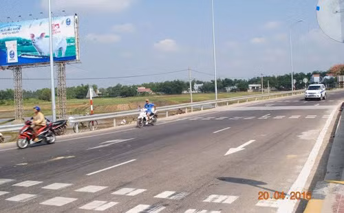 Chinh thuc thu phi Du an co von dau tu hon 2000 ty.