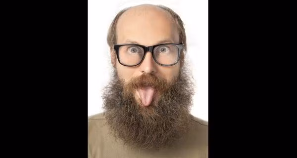  Pogonophobia là hội chứng sợ râu. Hội chứng sợ râu thường xảy ra với những cậu bé ở tuổi dậy thì. Người mắc hội chứng này thường không dám nhìn, sờ vào râu của mình hoặc của người khác.