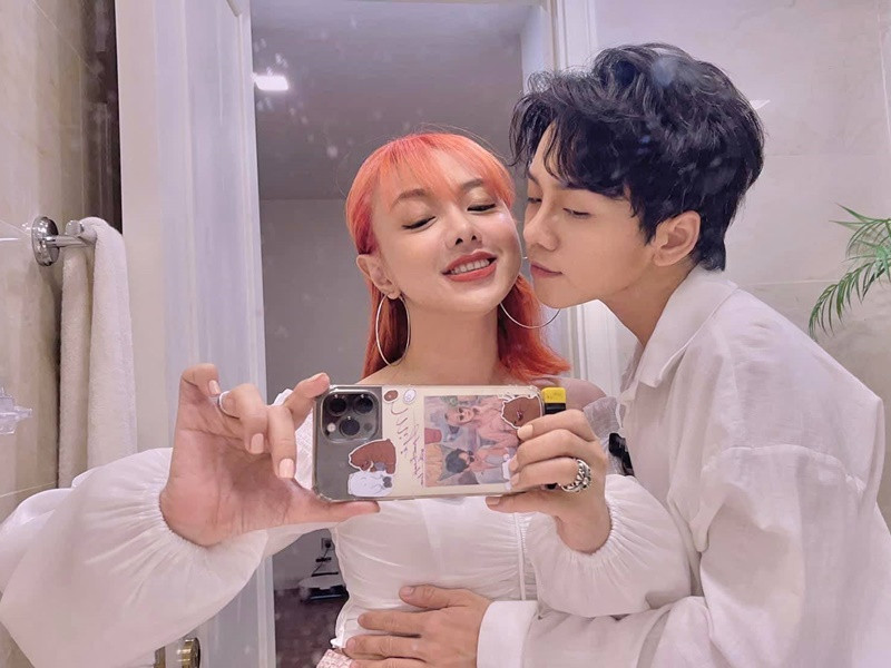 Trong 2 năm bên nhau, Lan Trinh và Kenji còn đối mặt với sự phản đối từ gia đình của Lan Trinh.