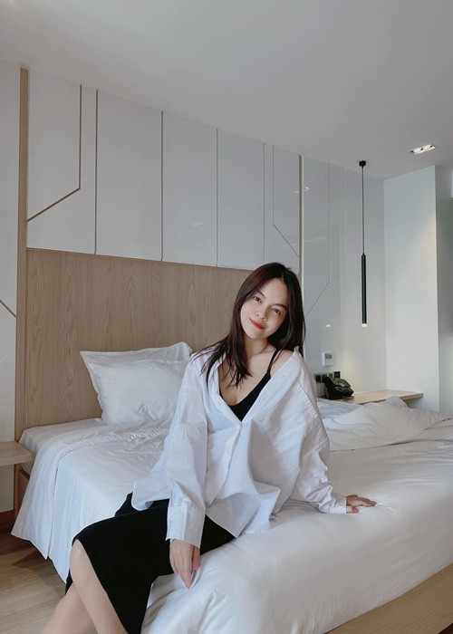 Sau khi ly hôn, Phạm Quỳnh Anh chăm chỉ làm việc, tích lũy và đầu tư vì hai con gái.