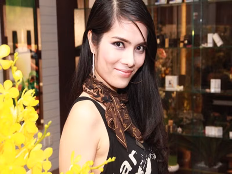 Kiều Thanh nói thêm: “Tôi muốn là người đi tiên phong, để mọi người xóa bỏ cái định kiến về người thứ 3 là xấu đi. Bởi vì như tôi dù là người thứ 3 nhưng vẫn đem lại hạnh phúc cho gia đình chồng”. Ảnh: Dân Trí