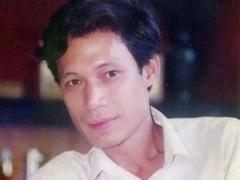 Các vở kịch nam nghệ sĩ từng tham gia gồm "Xin lĩnh án tử hình", "Vùng lạnh", Chùm hài "Oái oăm Đời!", "Sám hối", "Vòng đời", "Vị thánh trong mơ", "Những người con Hà Nội"…Ảnh: Zing