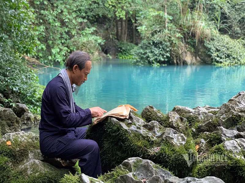 Nghệ sĩ Tiến Hợi được xem là người nhiều lần đóng vai Bác Hồ nhất. Ảnh: Vietnamnet