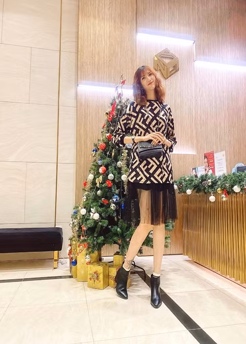 Nữ người mẫu tiết lộ, có vài người muốn đến với cô và nói rằng họ không quan tâm sự chênh lệch chiều cao nhưng nữ người mẫu thì quan tâm. Ảnh: FBNV