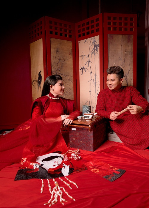 Theo Vietnamnet, Tuyết Trinh là người cộng sự cùng Lâm Vũ trong tất cả hoạt động từ thiện nửa năm nay. Ảnh: Vietnamnet