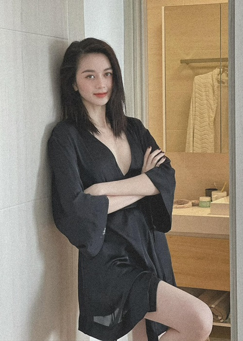 Trước thông tin Phương Uyên công khai hẹn hò Thanh Hà, Thiều Bảo Trang có chia sẻ đầy ẩn ý.