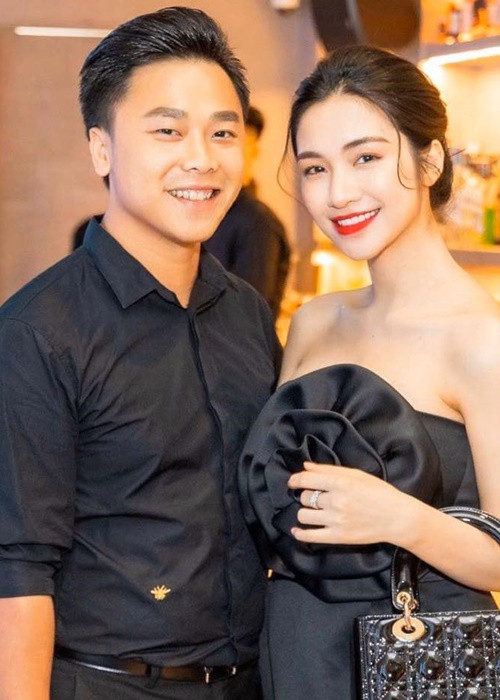 Hòa Minzy vui vẻ lộ diện giữa tin đồn chia tay thiếu gia Minh Hải Hoa Minzy vui ve lo dien giua tin don chia tay thieu gia Minh Hai