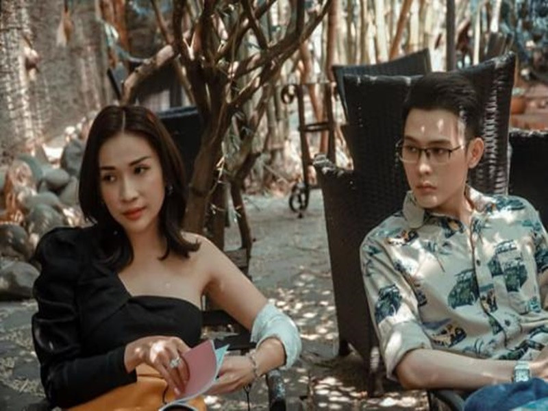 "Thông báo hết ế. Theo lời đã hứa tôi đã đến và tỏ tình với crush của mình! Sau bao lời nài nỉ của tôi thì crush đã cho tôi một cơ hội! Giờ chúng tôi là của nhau rồi”, Võ Đăng Khoa viết. Ảnh: Công lý và xã hội