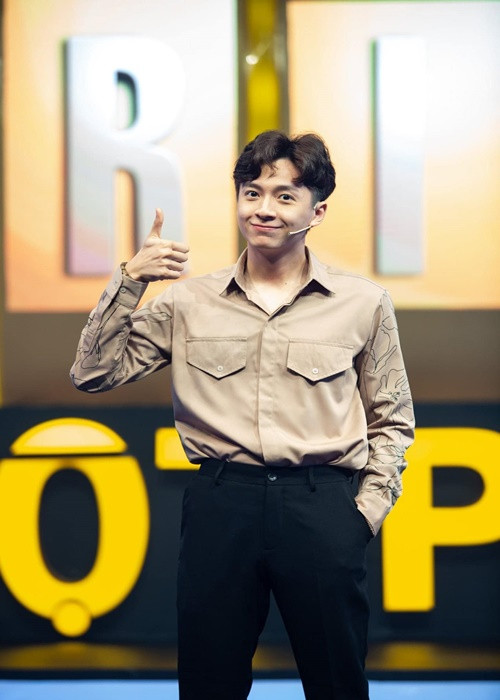 Nam ca sĩ từng được xem là một trong những MC đắt show nhất nhì làng giải trí Việt.