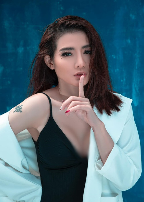 Kim Nhã từng chia sẻ trên Zing, cô được ông xã người Thái Lan ủng hộ trên con đường nghệ thuật.