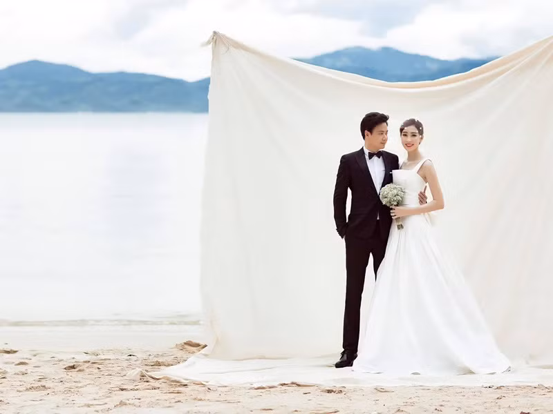 Thu Thảo không quá phô trương cuộc sống làm dâu hào môn. Vì vậy, khán giả càng yêu mến người đẹp gốc Bạc Liêu này.