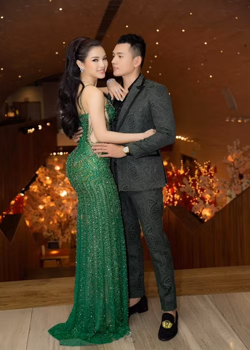 Phương Trinh được lòng gia đình Lý Bình.