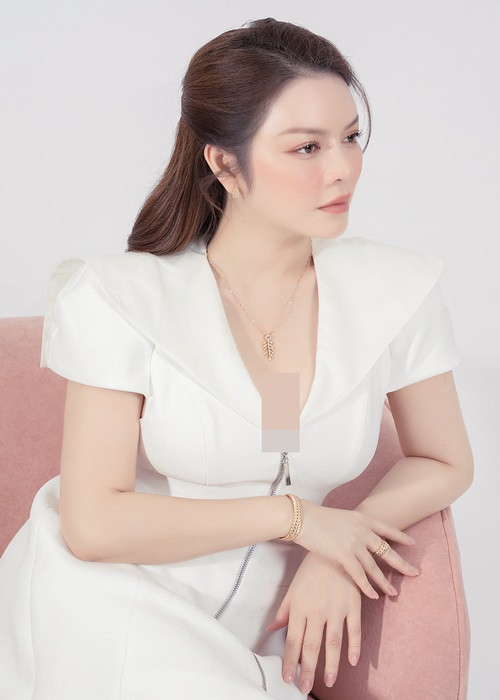 Lý Nhã Kỳ còn khiến Nam Thư ngỡ ngàng khi khẳng định: “Cuộc đời tôi chưa bao giờ có tình một đêm”.