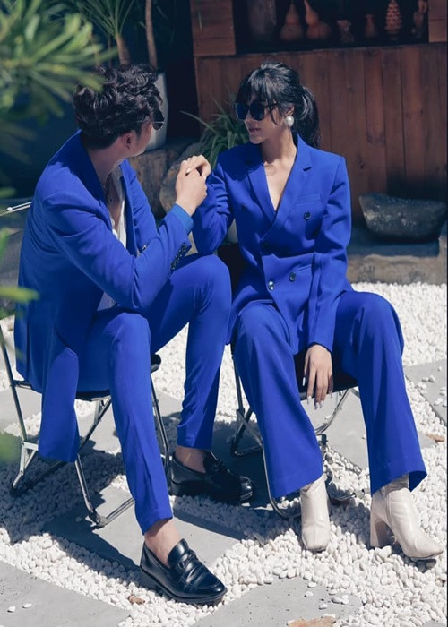 Dường như Phi Hùng đang rất đắm chìm trong tình yêu.