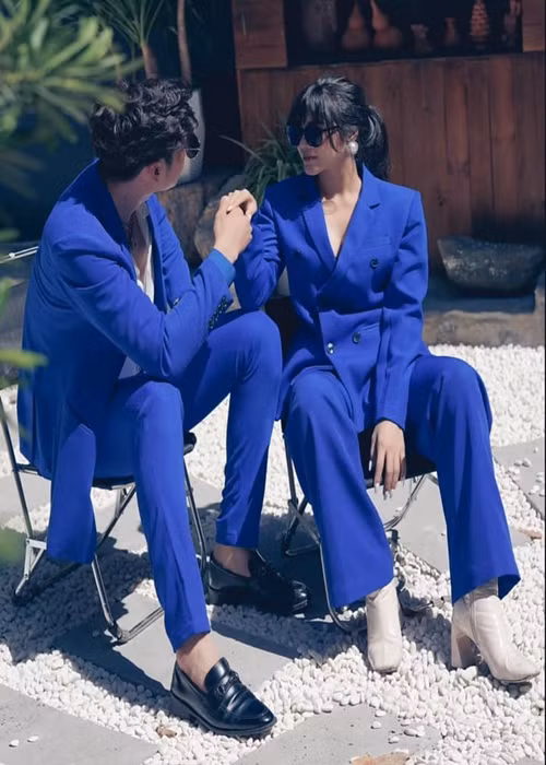 Dường như Phi Hùng đang rất đắm chìm trong tình yêu.