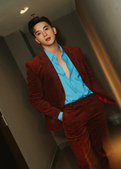 Mới đây, trên Vietnamnet, Thuận Nguyễn bày tỏ, anh muốn chinh phục khán giả Việt Nam và vươn ra quốc tế. Ảnh: FBNV