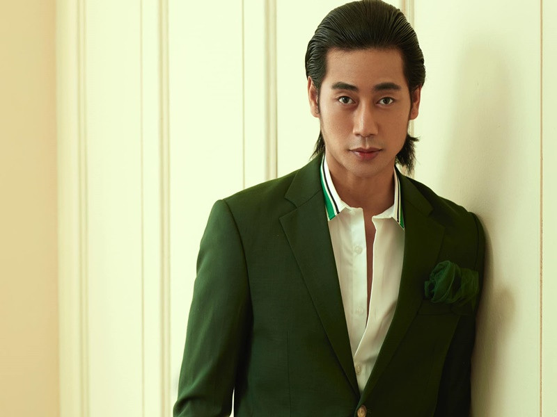 Lợi Trần chia sẻ, anh khá đắt show đầu năm 2022 khi liên tục được mời đóng phim, làm gương mặt đại diện thương hiệu, tự mở công ty riêng. Ảnh: FBNV