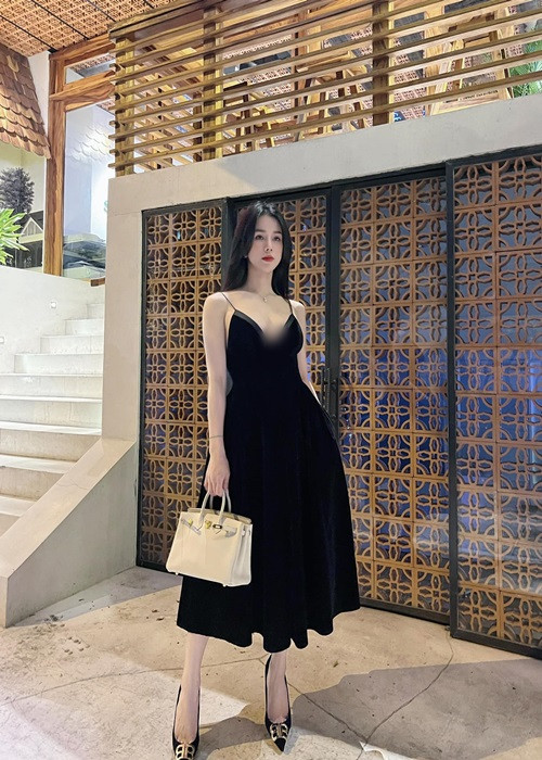 Hậu công khai ly thân Đức Phạm, Diệp Lâm Anh ngày càng trẻ đẹp, minh chứng cho câu "phụ nữ đẹp nhất khi không thuộc về ai".