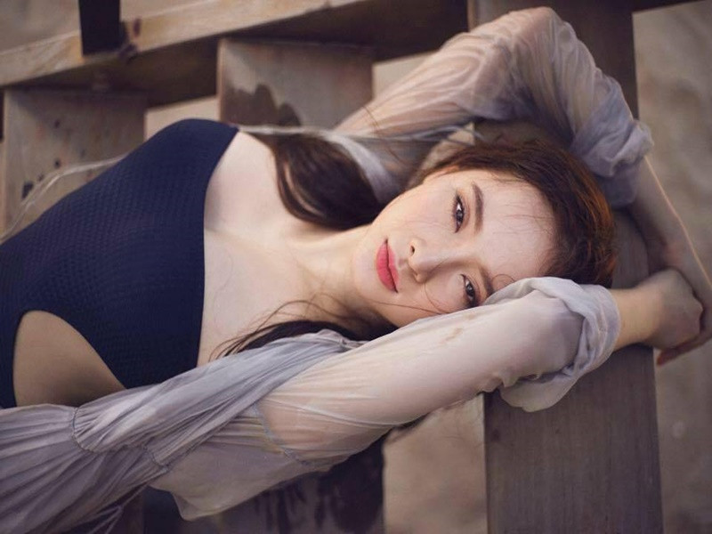 Để có được vóc dáng lý tưởng, Angela Phương Trinh cho biết, cô tập luyện và ăn uống khoa học.