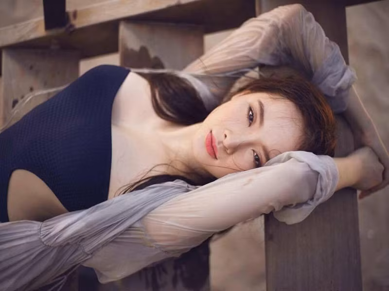 Để có được vóc dáng lý tưởng, Angela Phương Trinh cho biết, cô tập luyện và ăn uống khoa học.