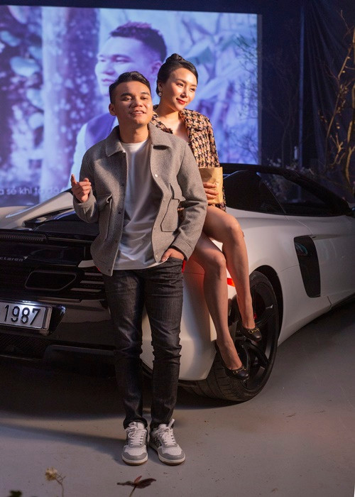 Vo DJ khoe dang goi cam trong MV cua Khac Viet