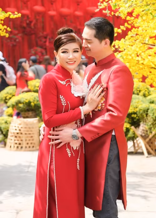 Đoàn tụ, Trang Trần và chồng Việt kiều dính như sam Doan tu, Trang Tran va chong Viet kieu dinh nhu sam