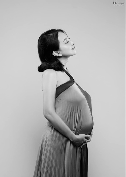 Mang bầu lần 2, Vân Hugo được gia đình, bạn bè quan tâm nhiều hơn.