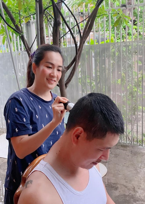 Nam diễn viên dành nhiều thời gian cho gia đình.