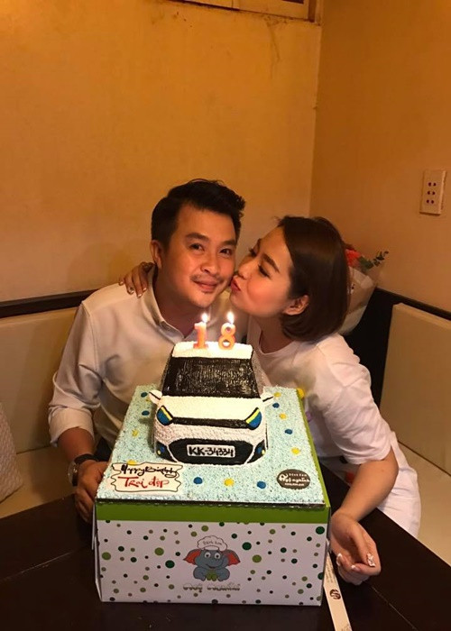 Trong một chương trình, Lê Khánh - Tuấn Khải cho biết, cả hai không thể sống mà không có đối phương. Cặp đôi ví von rằng họ giống như oxy của người còn lại.