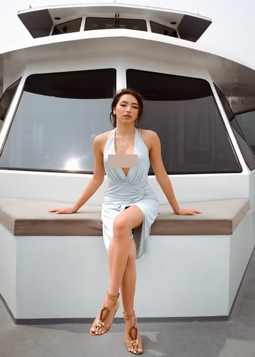 Con gái của Thanh Hà còn sở hữu vóc dáng nóng bỏng. Ảnh: FBNV