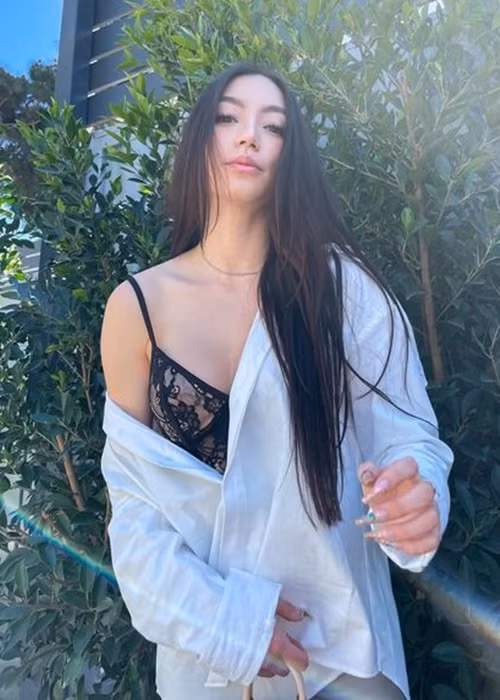 Cô lựa chọn ngành điều dưỡng. Ảnh: Instagram