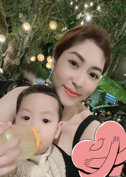 Từ khi ly hôn, Hoa hậu Thu Thảo được bố mẹ đẻ hỗ trợ chăm sóc các con.