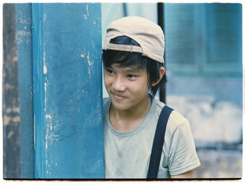 Đạo diễn Nguyễn Hữu Tuấn từng mời Bảo Bảo đóng “Mặt trời con ở đâu”, đánh giá nam diễn viên giỏi và ngoan. "Tiếc là con chưa kịp có giải thưởng nào để được ghi nhận cho xứng đáng. Đây là lỗi của chú", nam đạo diễn chia sẻ. Ảnh: Zing