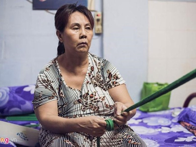 Trong nhiều năm qua, nghệ sĩ Hoàng Lan sống nhờ tiền bạn bè, đồng nghiệp và khán giả quyên góp. Ảnh: Zing