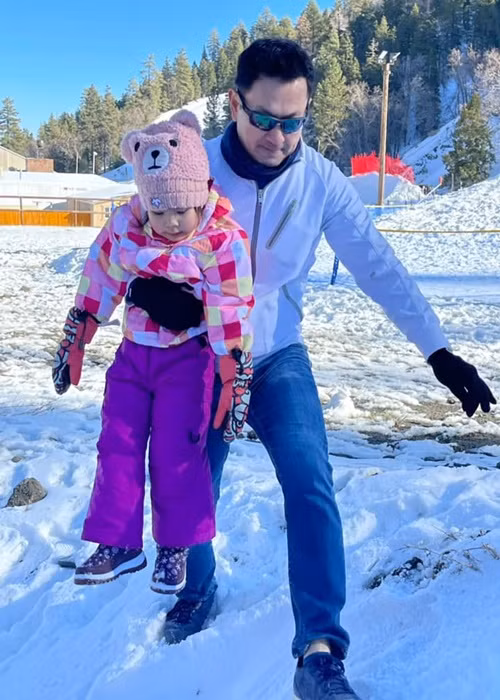 Doanh nhân Tom Han được xem là một trong những "ông chồng quốc dân" của showbiz Việt.