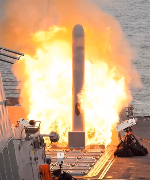 Theo UPI, ngay từ thời Tổng thống Obama cũng đã từng nhắc đến kế hoạch hủy bỏ chương trình tên lửa Tomahawk - loại tên lửa các chuyên gia nhận định rằng chúng đã giúp Hải quân Mỹ duy trì ưu thế quân sự trong nhiều thập kỷ qua.