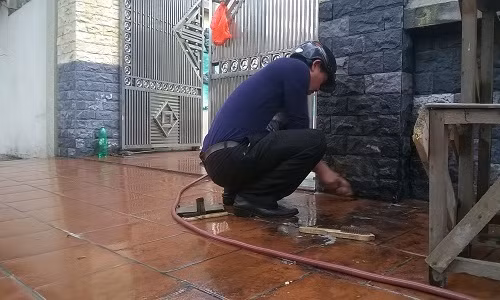 xac phu nu chet chay hinh anh