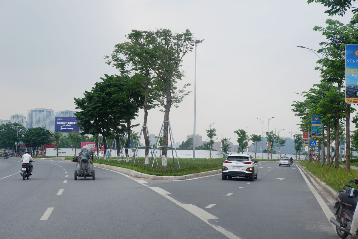 Ha Noi bat ngo thao go bien ten duong Ngo Minh Duong-Hinh-2