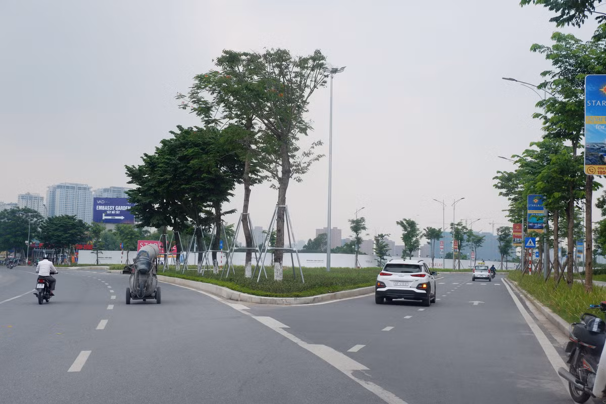 Ha Noi bat ngo thao go bien ten duong Ngo Minh Duong-Hinh-2