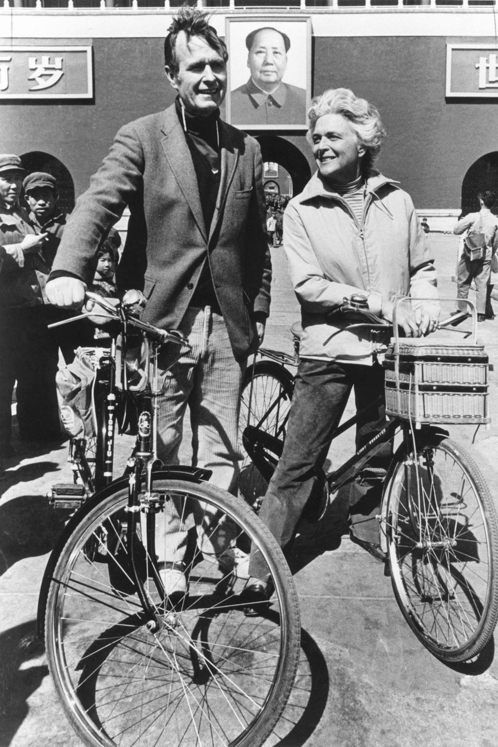 Vào thập niên 1970, dưới thời Tổng thống Gerald Ford, ông George được bổ nhiệm làm trưởng Văn phòng liên lạc Mỹ tại Trung Quốc (1974-1976). Trong thời gian sống ở Trung Quốc, vợ chồng ông thường cùng nhau đạp xe trên đường phố.